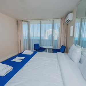  Апартаменты Orbi Sea View