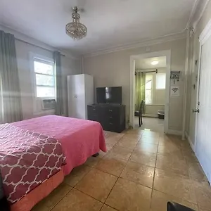  Apartment *private* 5 Minutes From Lga/ Us Open United States